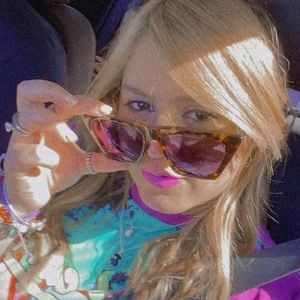 Meet your Posher, Grace